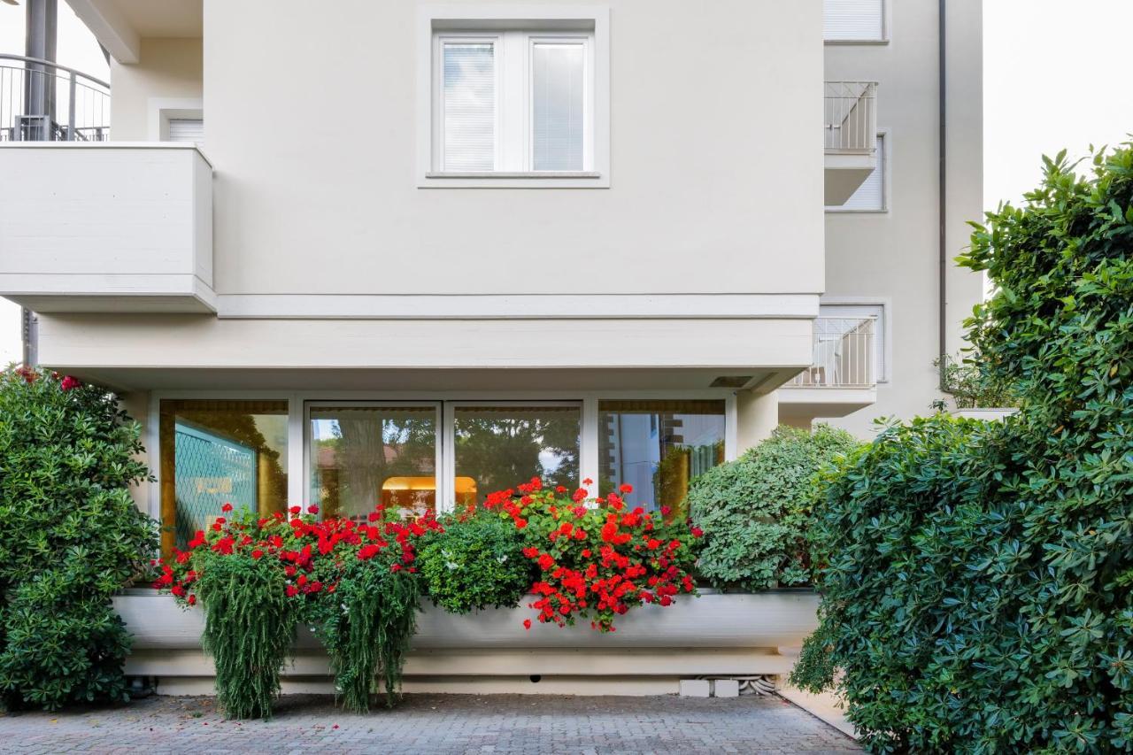 Hotel Sylvia Lido di Camaiore Ngoại thất bức ảnh