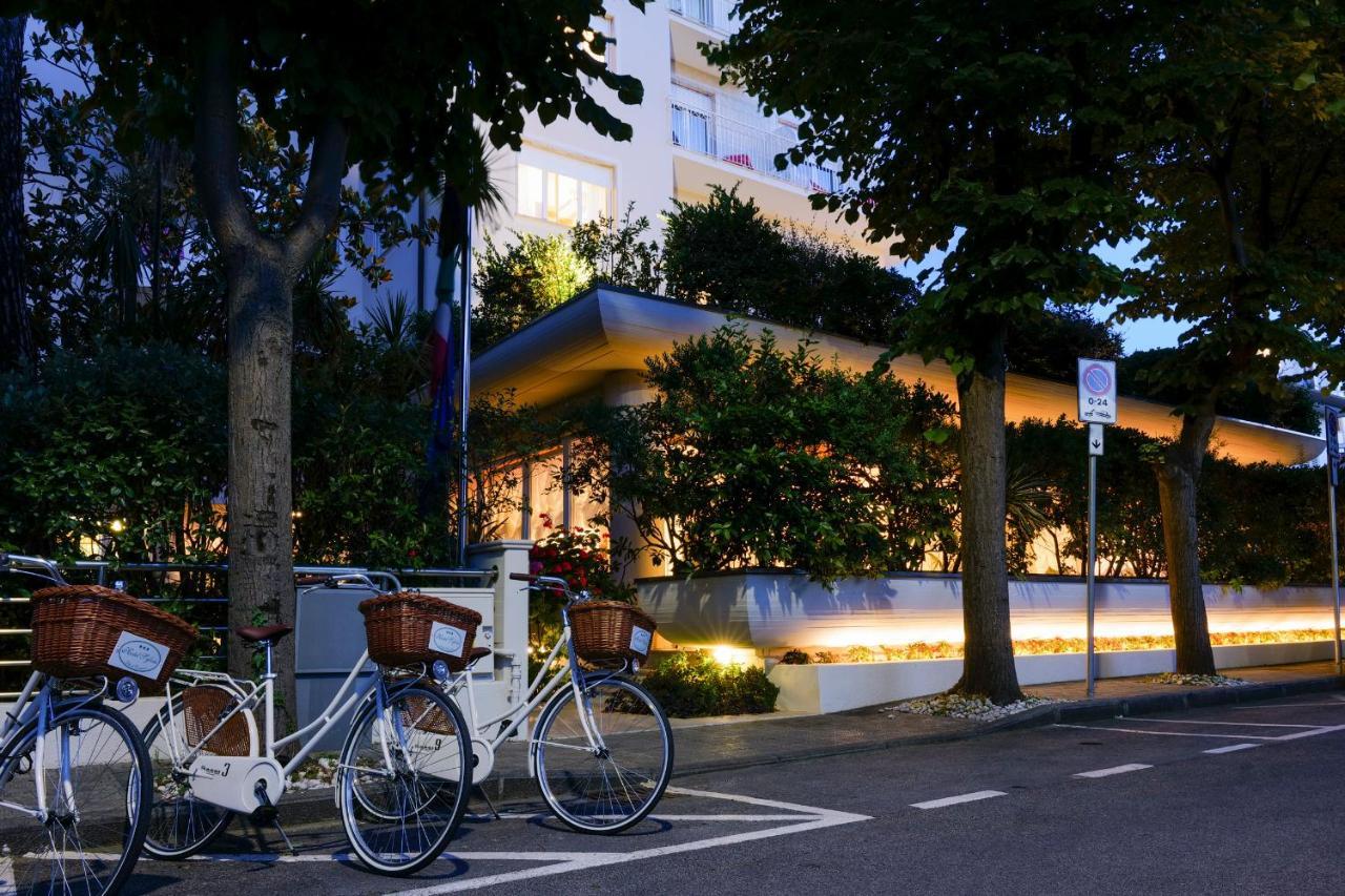 Hotel Sylvia Lido di Camaiore Ngoại thất bức ảnh