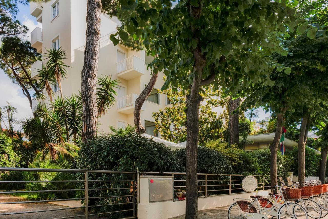 Hotel Sylvia Lido di Camaiore Ngoại thất bức ảnh