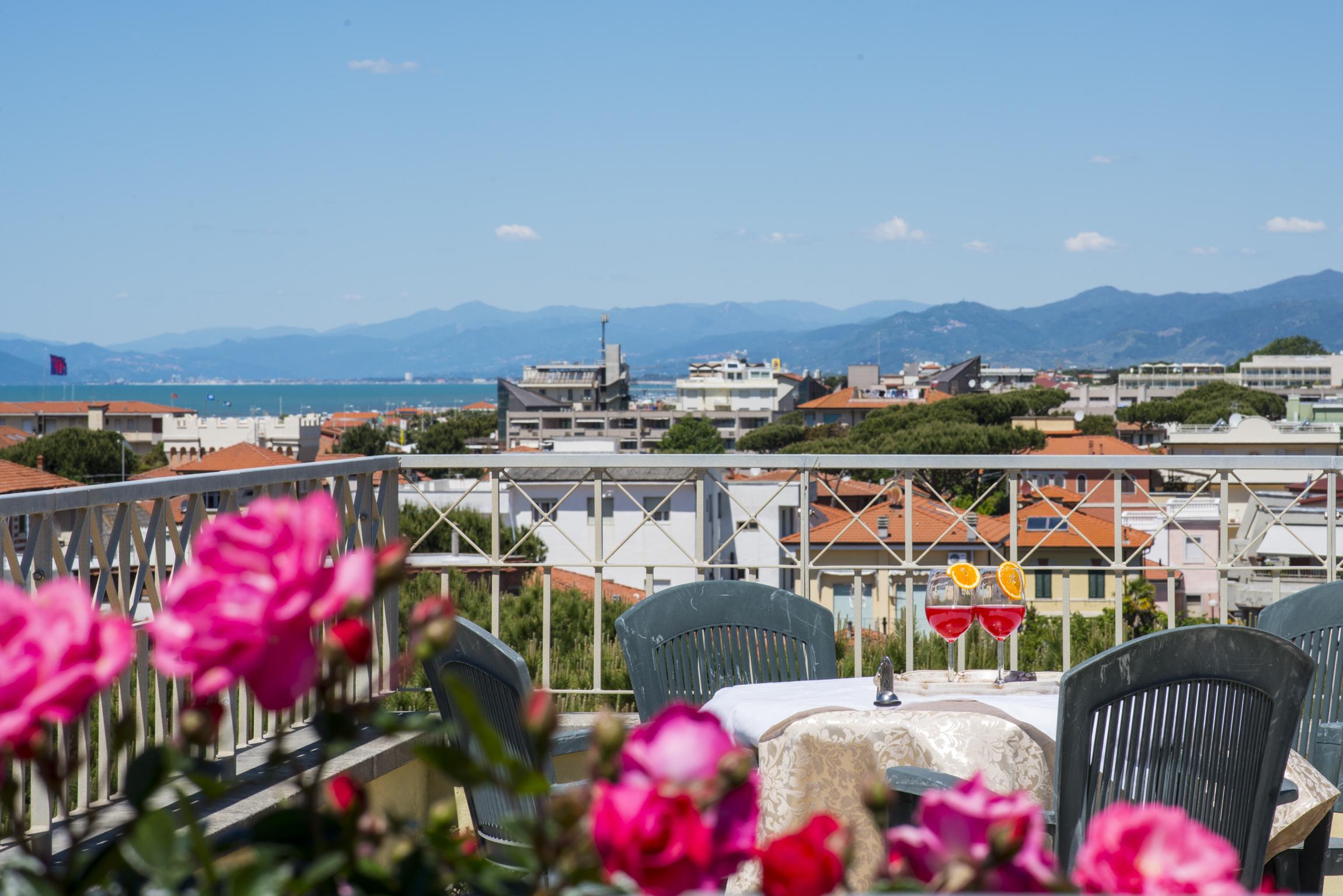 Hotel Sylvia Lido di Camaiore Ngoại thất bức ảnh