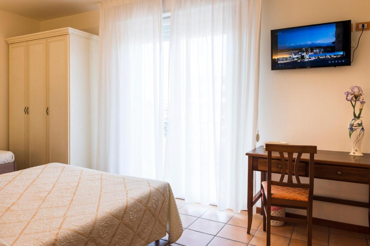 Hotel Sylvia Lido di Camaiore Ngoại thất bức ảnh